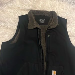 Men’s carhartt XL TALL black with dark grey sherpa lining